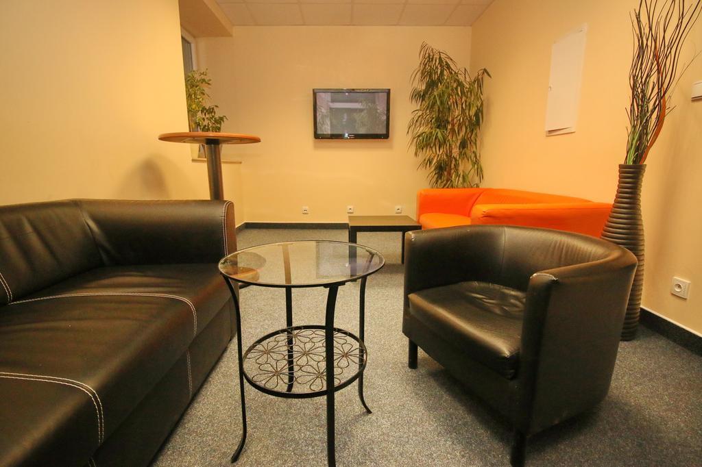 City Hostel Brno Modřice Εξωτερικό φωτογραφία