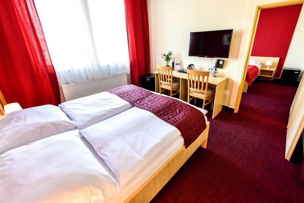 City Hostel Brno Modřice Εξωτερικό φωτογραφία