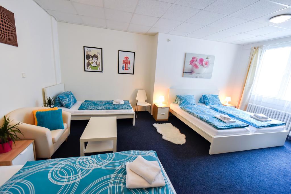 City Hostel Brno Modřice Εξωτερικό φωτογραφία
