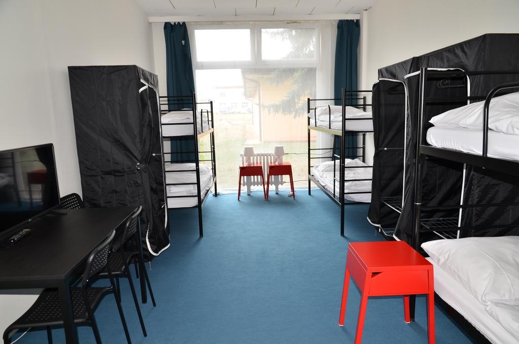 City Hostel Brno Modřice Εξωτερικό φωτογραφία